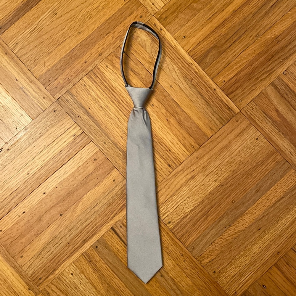 Calvin Klein kids zipper tie